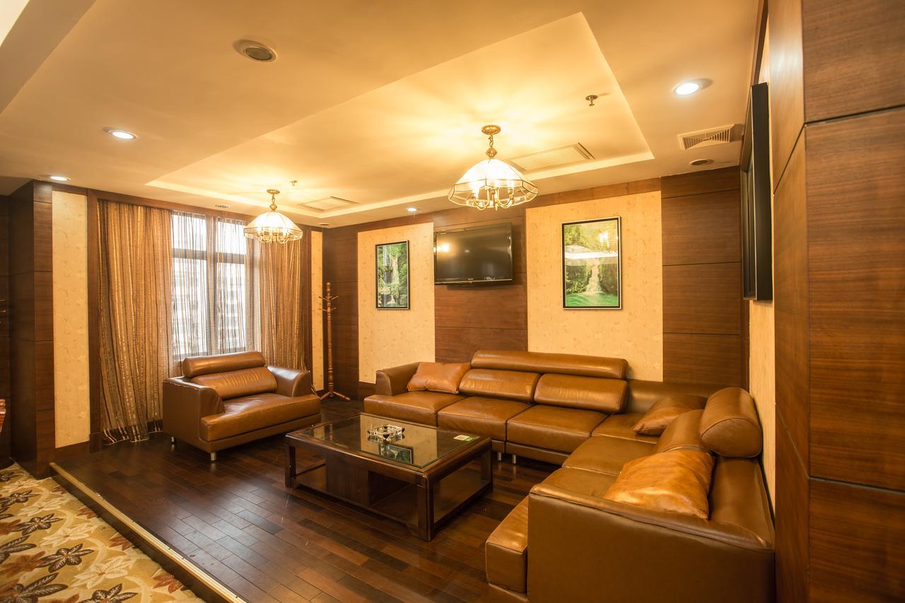 Hailian International Hotel Ji'an  Exterior photo